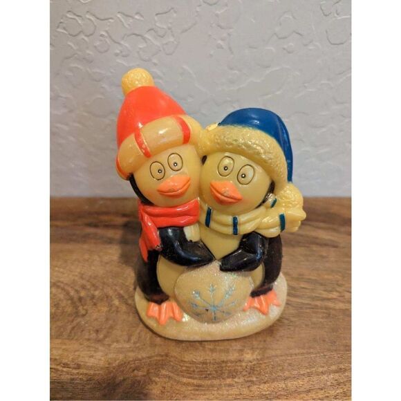 5 Vintage Blow Mold Light Topper 7” Penguins Hard Plastic Lawn Stake Light Cover - Picture 7 of 7